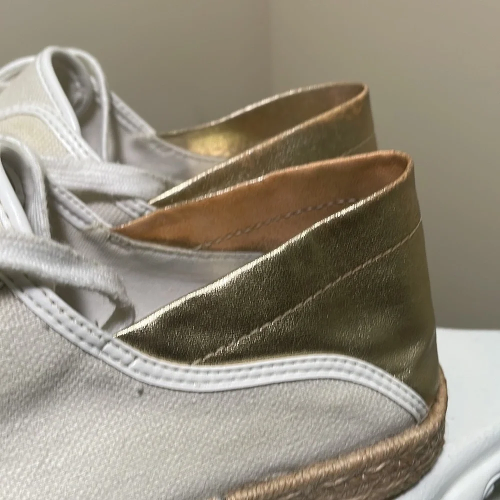 Michael Kors -  Kristy Slide - Cream Neutral - Size 8.5 - Picture 10 of 15